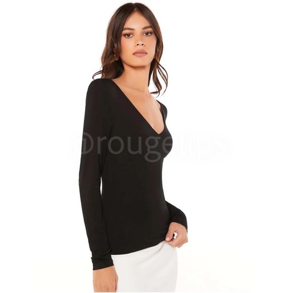 Ballet Girl Style Black Wide V-Neck Long Sleeve Tee Shirt - Picture 3 of 8